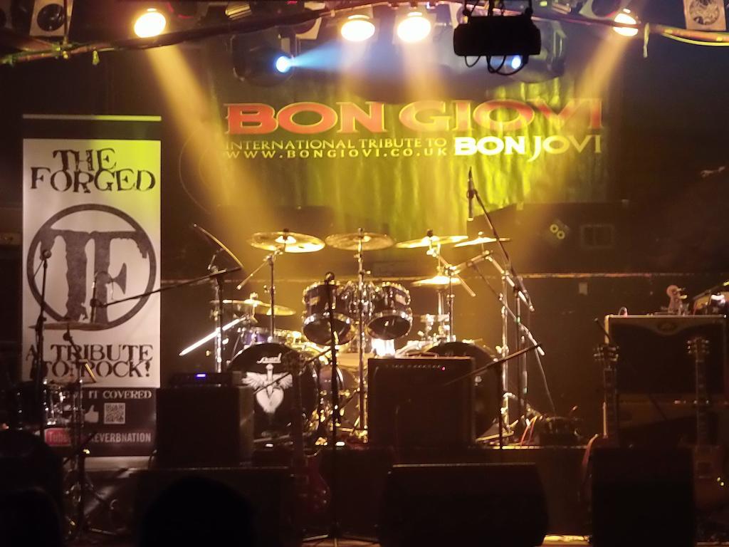 The Robin 2 Hotel ウォルヴァーハンプトン エクステリア 写真